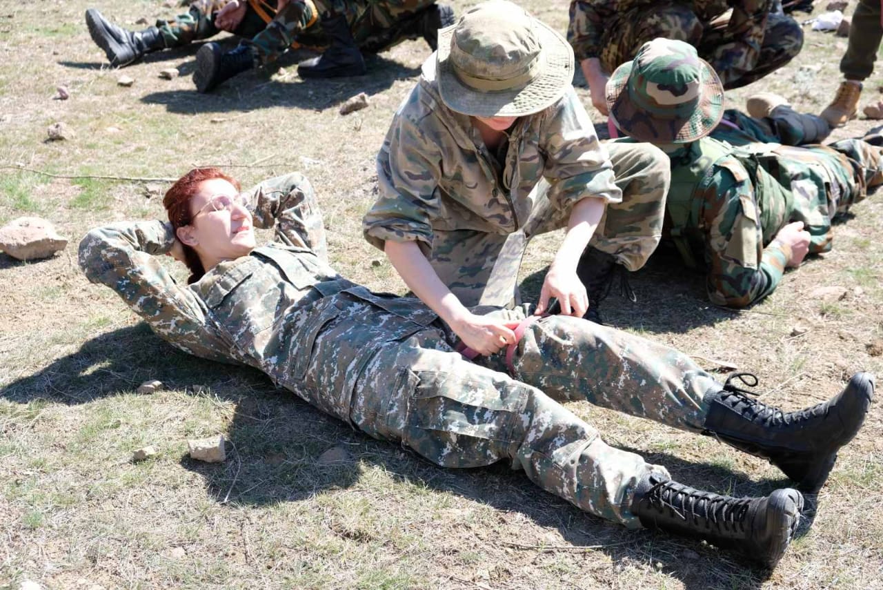 Read more about the article Հայրենիքը սիրում են ոչ թե նրա համար, որ այն մեծ է, այլ նրա համար, որ քոնն է։ 🦅🇦🇲ՍԵՆԵԿԱ ԿՐՏՍԵՐ 